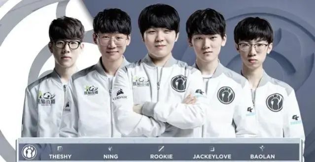 对比之下 对比之下