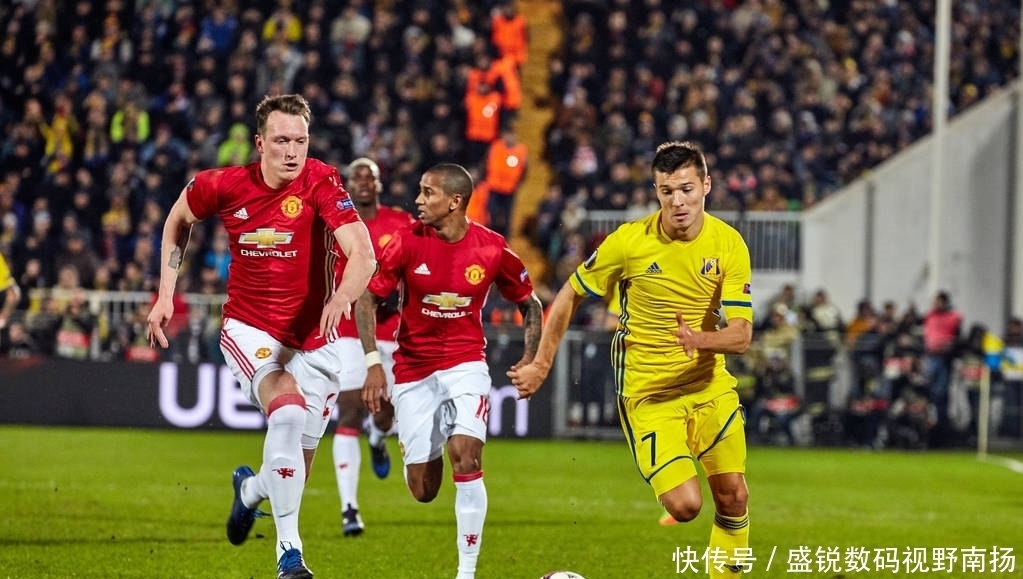 2队哄抢的 2队哄抢的