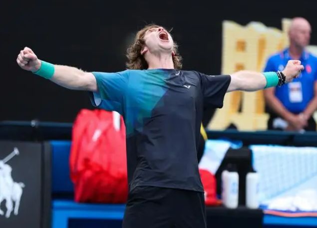 在摩纳哥 在摩纳哥