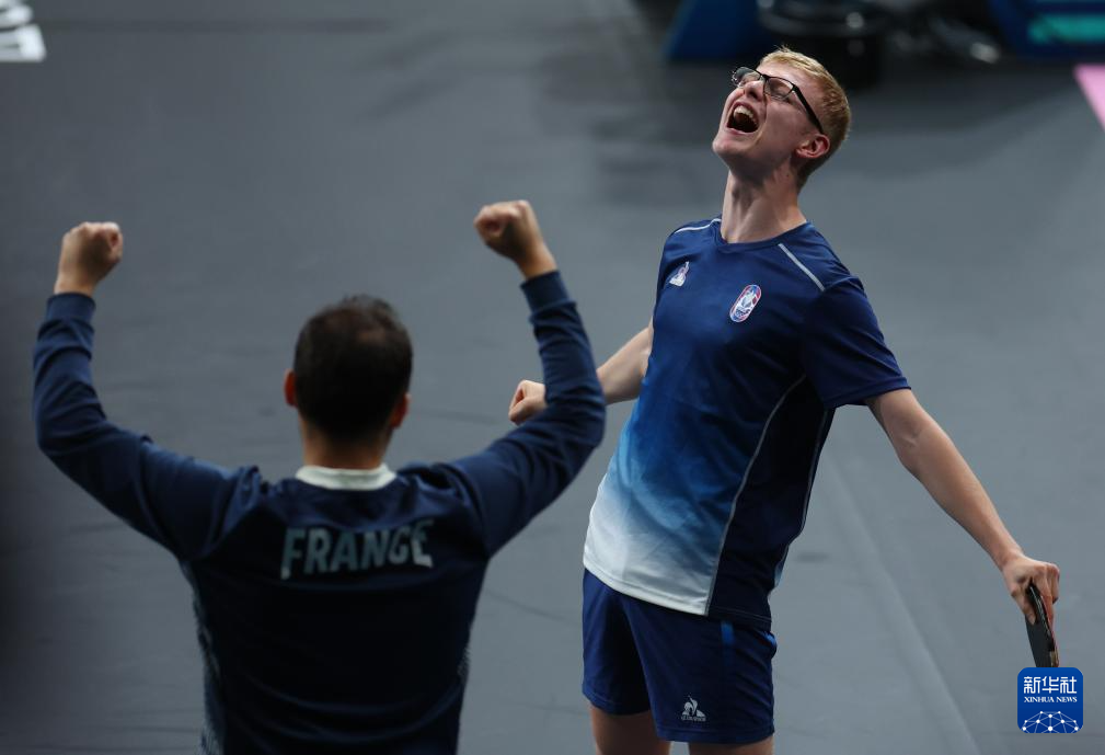 的发挥和快 的发挥和快